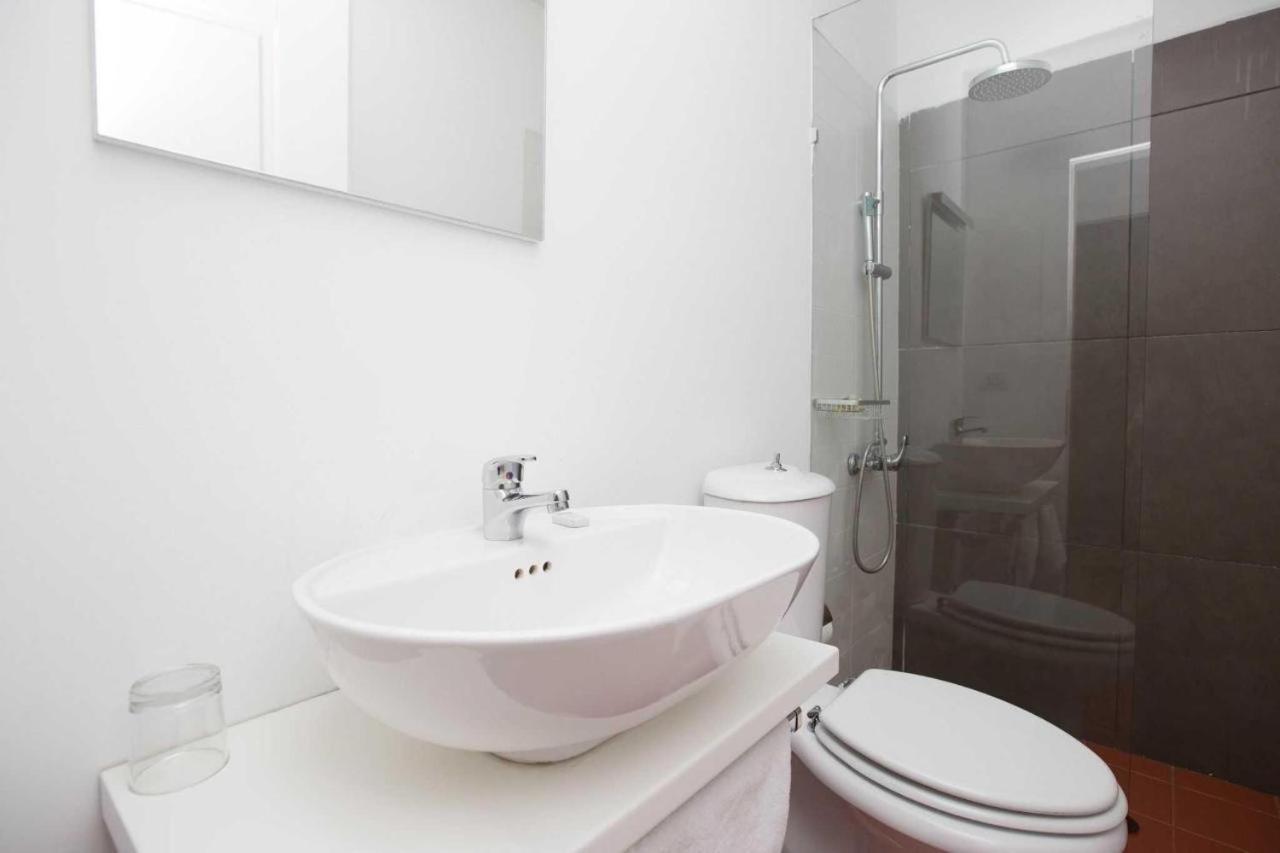 Hotel Rimini Tiran Oda fotoğraf